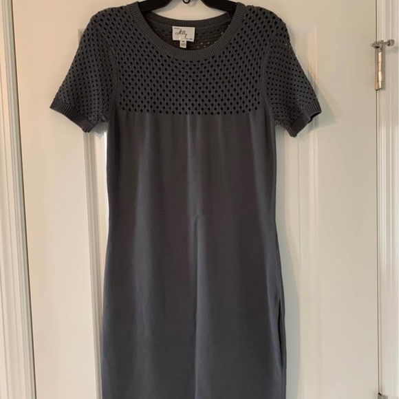 NWOT-Women's Designer Milly Gray Short Sleeve Knit Dress Size  M Never worn - Picture 1 of 6